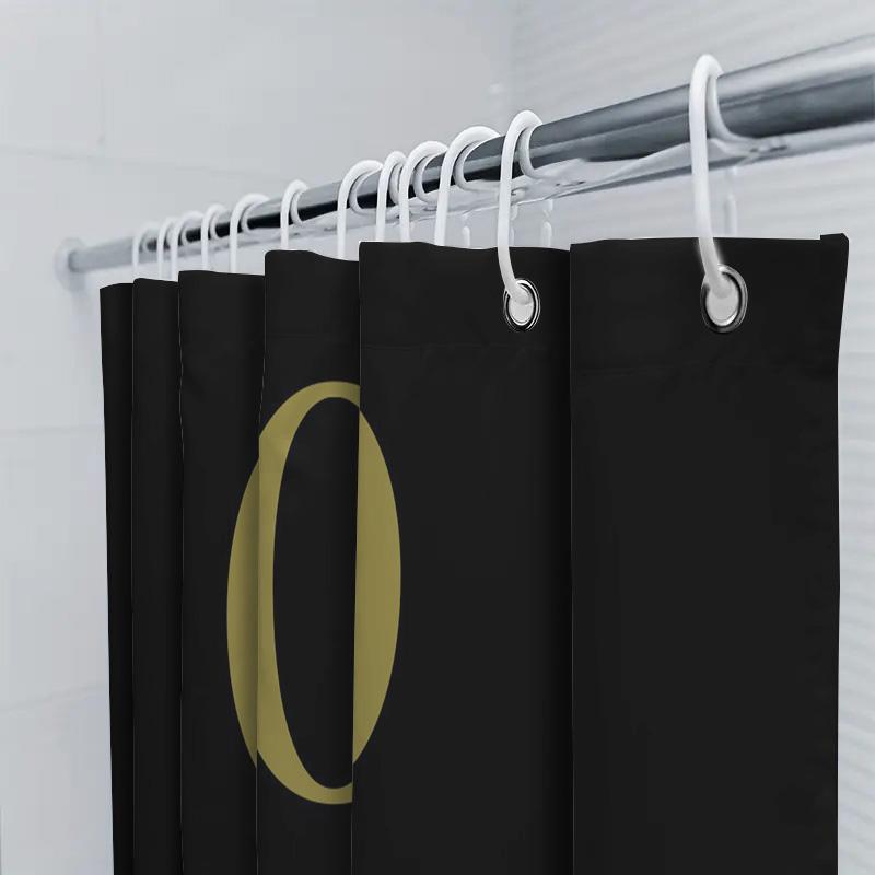 Schwarzer Badezimmer-Duschvorhang Mit Name Und Großer Zahl Für Moderne Wohnkultur Luxuriöser Individueller Druck Wasserdicht Fa