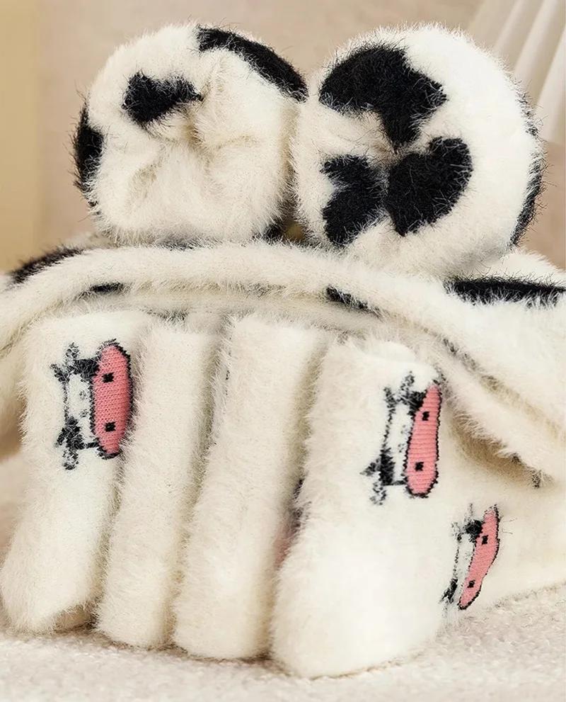 Kreslené Roztomilé Kráva Norkové Sametové Ponožky Dámské Zimní Měkké Fleecové Plyšové Teplé Domácí Spací Ponožky ke Kotníkům Kawaii Y2K Huňaté Termální Podkolenky