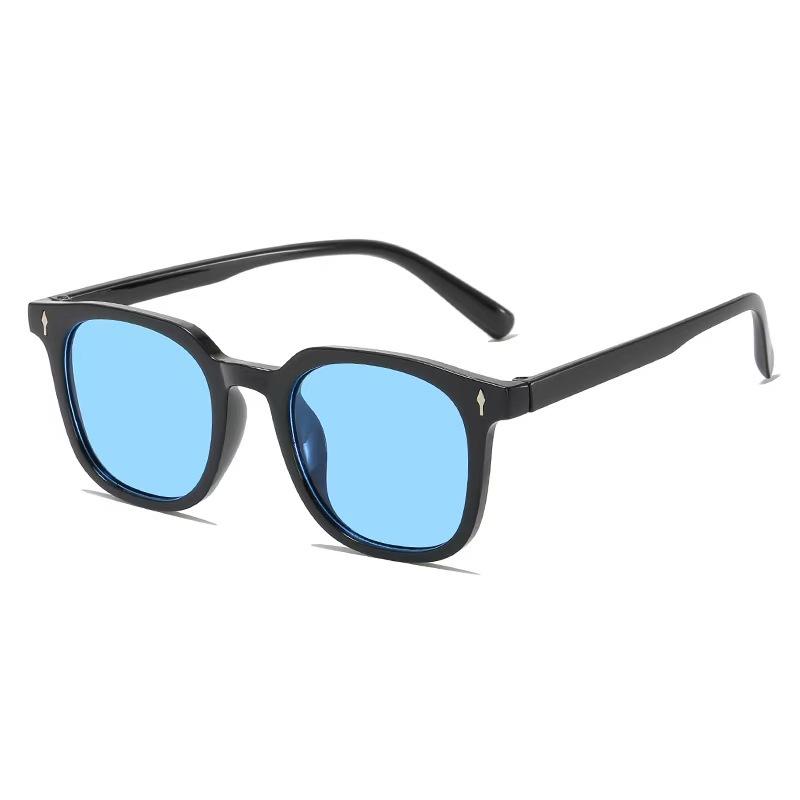 Fashion Square Transparent Grey Sunglasses Cool Street Style Shades For Outdoor Daily Life Eyewear Frame
