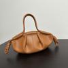 2025 New Internet Celebrity Catwalk Model Leather Cloud Bag Dumpling Bag Drawstring Women's Bag Fashion High Sense Messenger Portable