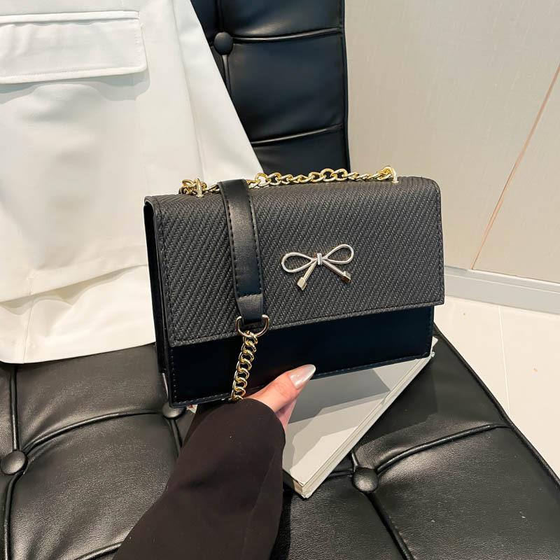 Simple small square bag 2025 spring and summer new fashion bow chain bag versatile shoulder bag women's messenger women's bag