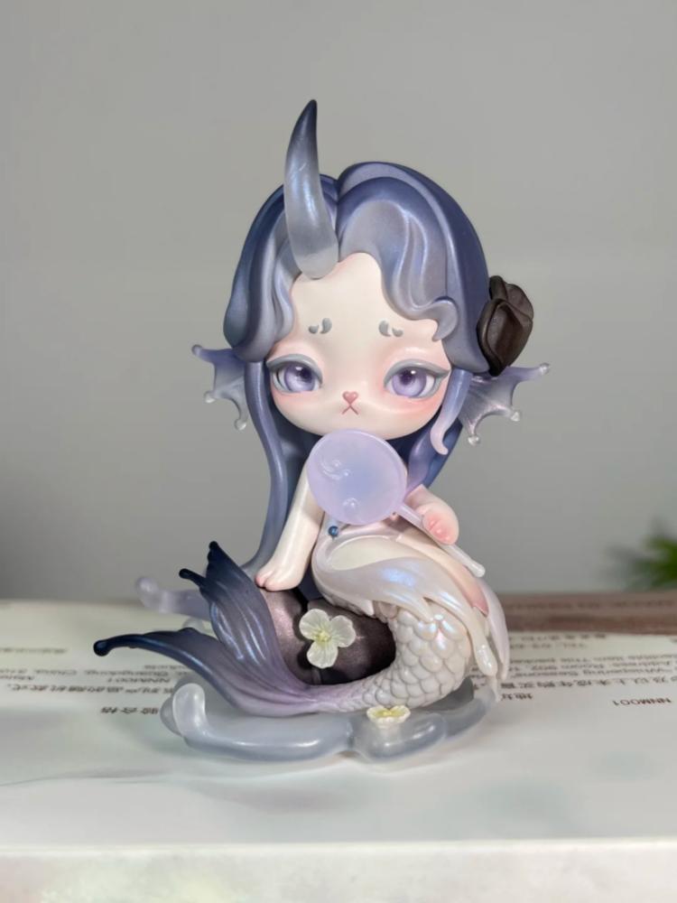 Latest Official Ninimo Nini Mo Cloud Seasonal Words Series  Cute Trendy Anime Figuresr Desktop Decoration Christmas Gifts