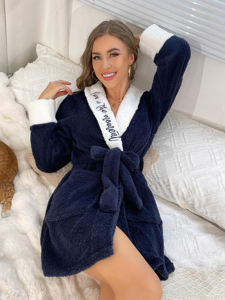 Europäischer & Amerikanischer Samtmantel: Herbst/Winter Mode, Dickes Warmes Nachthemd mit Gürtel - Einfarbiger Bademantel für Damen