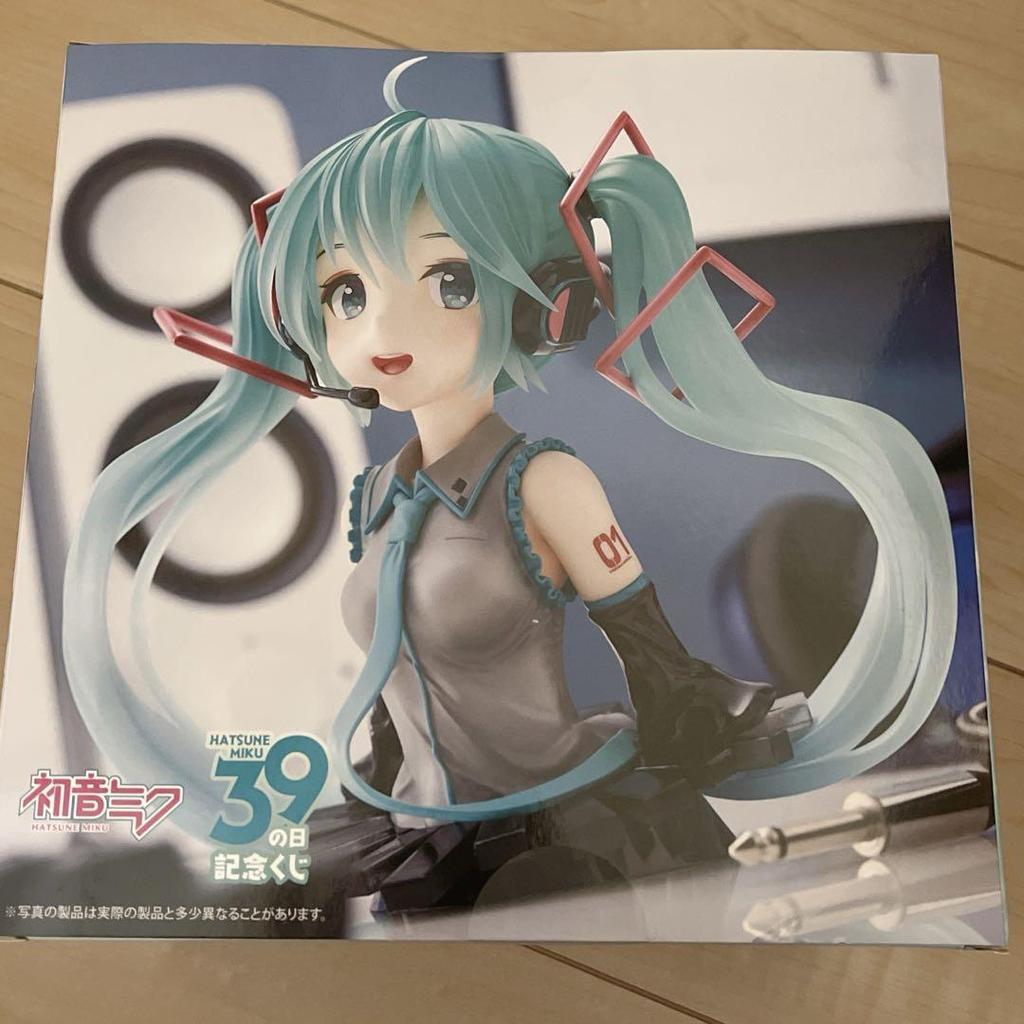 [USED] Taito Lottery Hatsune Miku 39th Day Commemorative Lottery A Prize Bust Figure