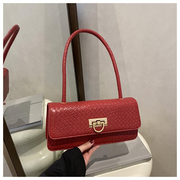 

Модная зарубежная наплечная сумка 2025 новая сумка-багет с замком женская сумка подмышку европейский и американский простой стиль красный