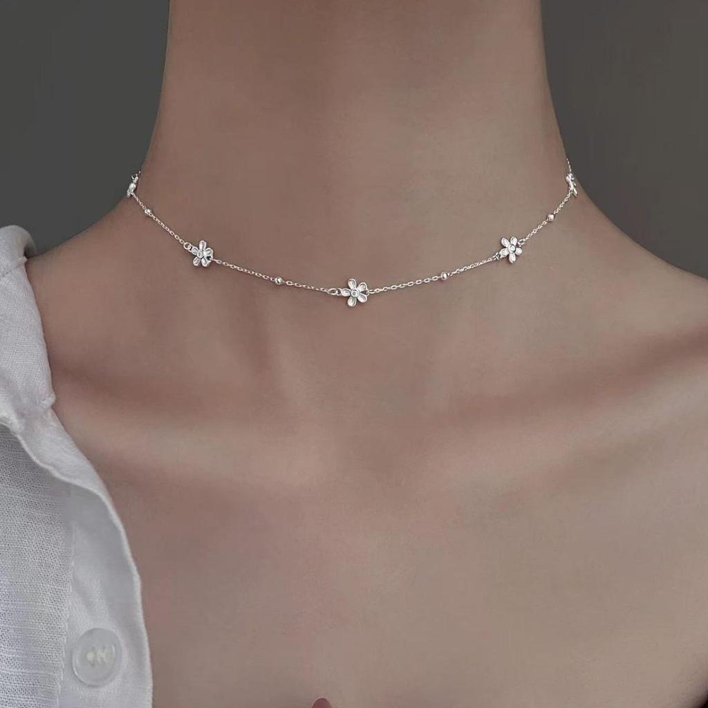 2026 New Women's Light Luxury 925 Sterling Silver Flower Clavicle Necklace Choker