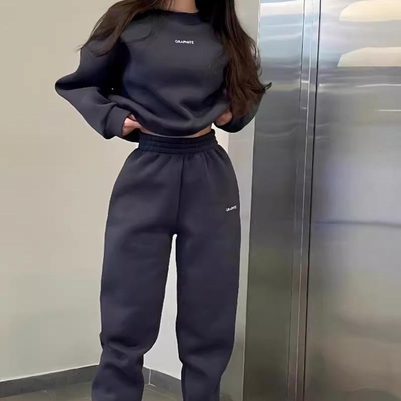 

2024 Women s Outdoor Sports & Leisure Warm Suit Extra Large темно-коричневого кольору