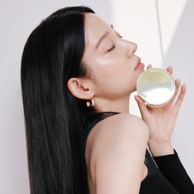 כרית כיסוי Noble Glow של AGE 20 (מוצר ראשי + מילוי)