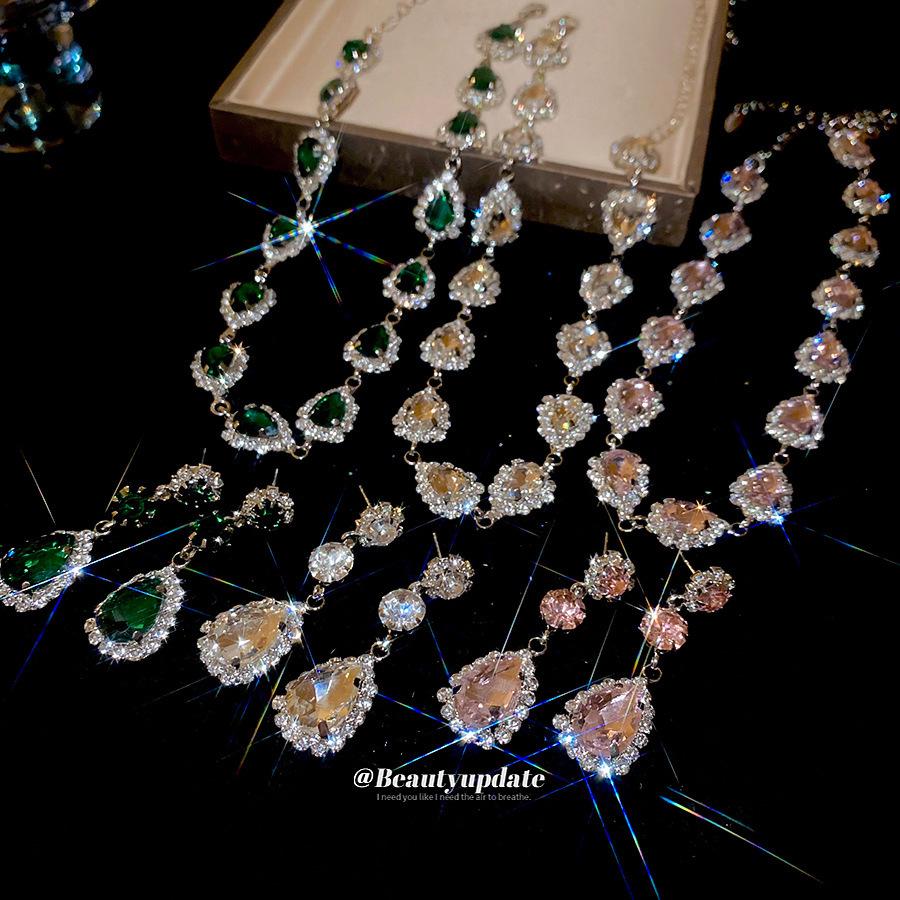 Elegante Conjunto de Joias Gota de Strass Estilo Francês: Colar e Brincos de Luxo para Mulheres