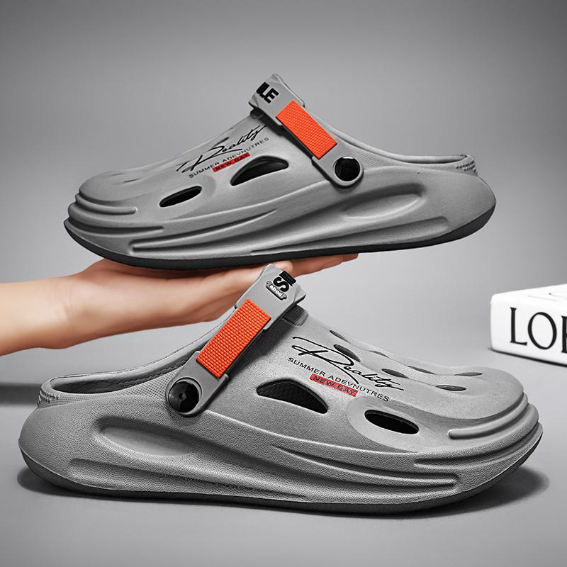 Fashion Summer Clogs Slippers Men Clogs Slippers Soft Sole Breathable Beach Men Home Slippers Outdoor Antiskid