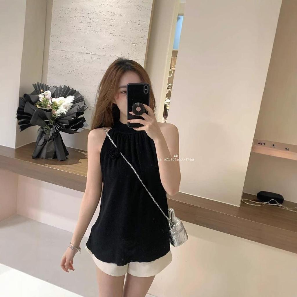 Dopamine Sweet Style Women's Halter Top: Chic, Sleeveless Summer Wear with Beautiful 3D Flower Design