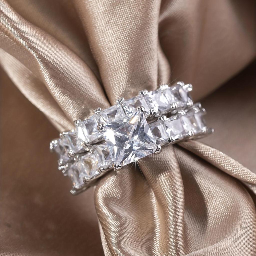 Exquisite, Fashionable, Trendy, Personalized and Creative Ring for Ladies, Elegant and Square Zircon Couple Engagement Set