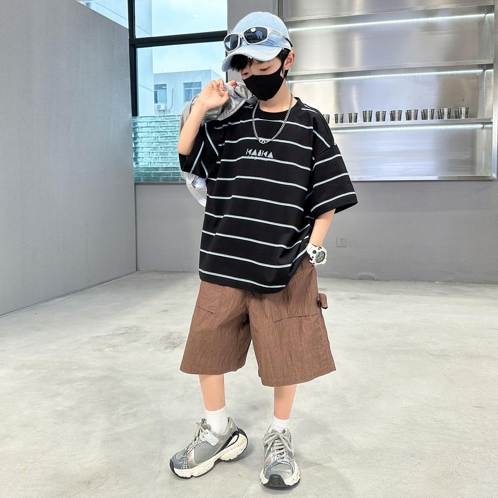 Boys' Summer Outfit Set 2026 New Item, Mid Size Children's Summer Boys' Thin Short Sleeved Children's Sports Striped Top, Trendy