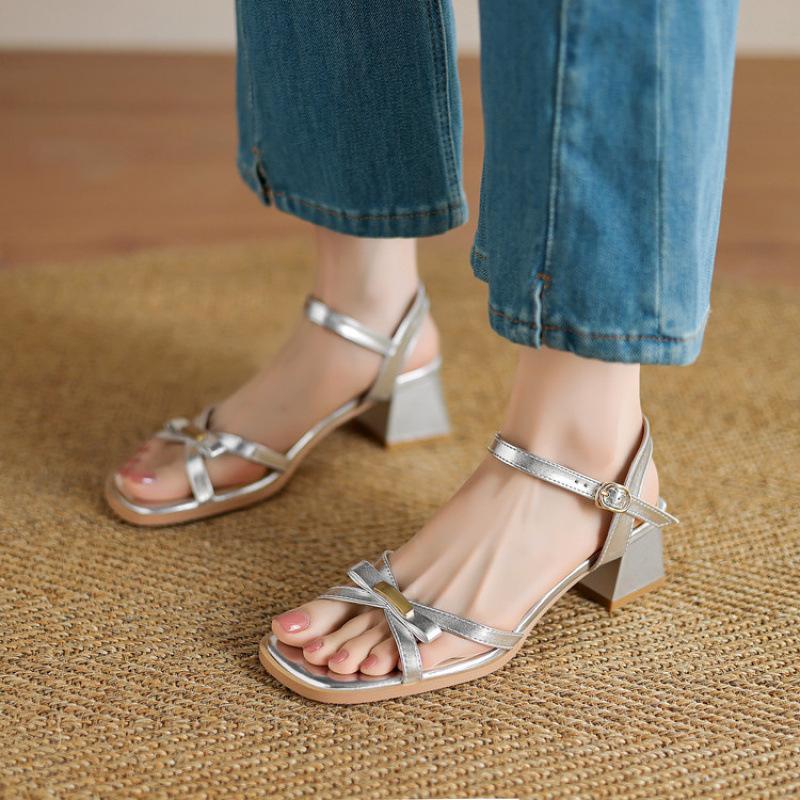 New women's one-word sandals casual high-heeled sandals women's summer soft-soled size women's shoes mid-heel square head back empty
