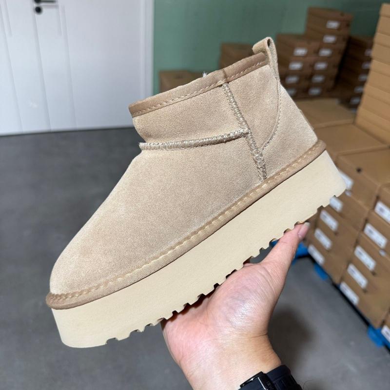 Anti-Slip Tazz Thick Bottom Mini Snow Boots Women's Winter Fleece Lined Warm Fur Slippers Toe Covering Slippers Cotton Shoes