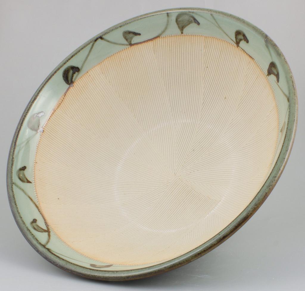 Mino Ware Katouen Approximately 25cm Celadon Arabesque Made In "By Size" 8-inch Mortar, Diameter, Design, Japan, 523-0013a