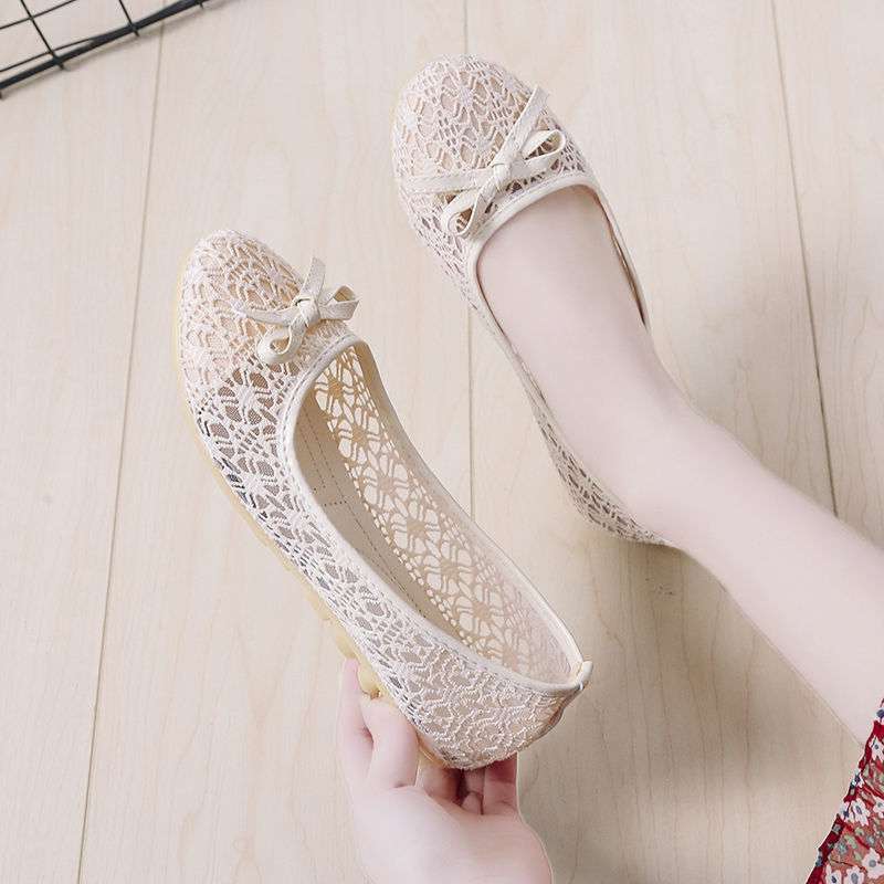 

2025 new single shoes women s shallow mouth mesh lace breathable flat-bottomed casual versatile mesh shoes round head soft sole maternity shoes 66 miscellaneous shoes carefully