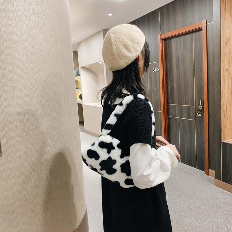 Neue Version Retro Achseltasche Pendler Mode Mini Plüsch Stil Schultertasche Umhängetasche Damentasche Beliebt