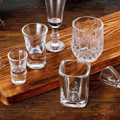 Set di 12 bicchieri da vino da Baijiu, calici, bicchieri per la casa di piccole dimensioni, un bicchiere semplice per liquore, bicchierini da drink, set di mini bicchieri