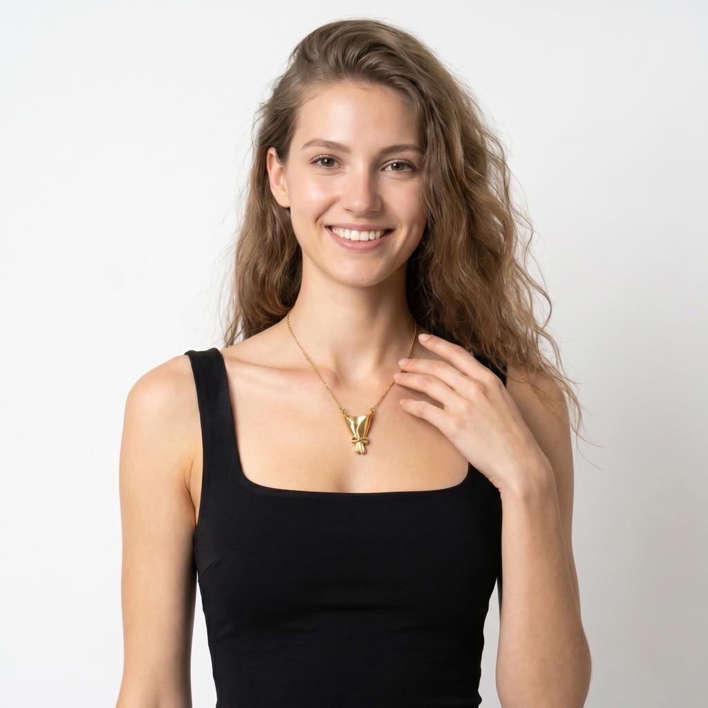 Colier cu pandantiv Mini Buchet Farmec Elegant Inspirat de Flori cu Lanț pentru Purtare Zilnică și Ocazii Speciale Accesoriu Bijuterie Culoare Argintie