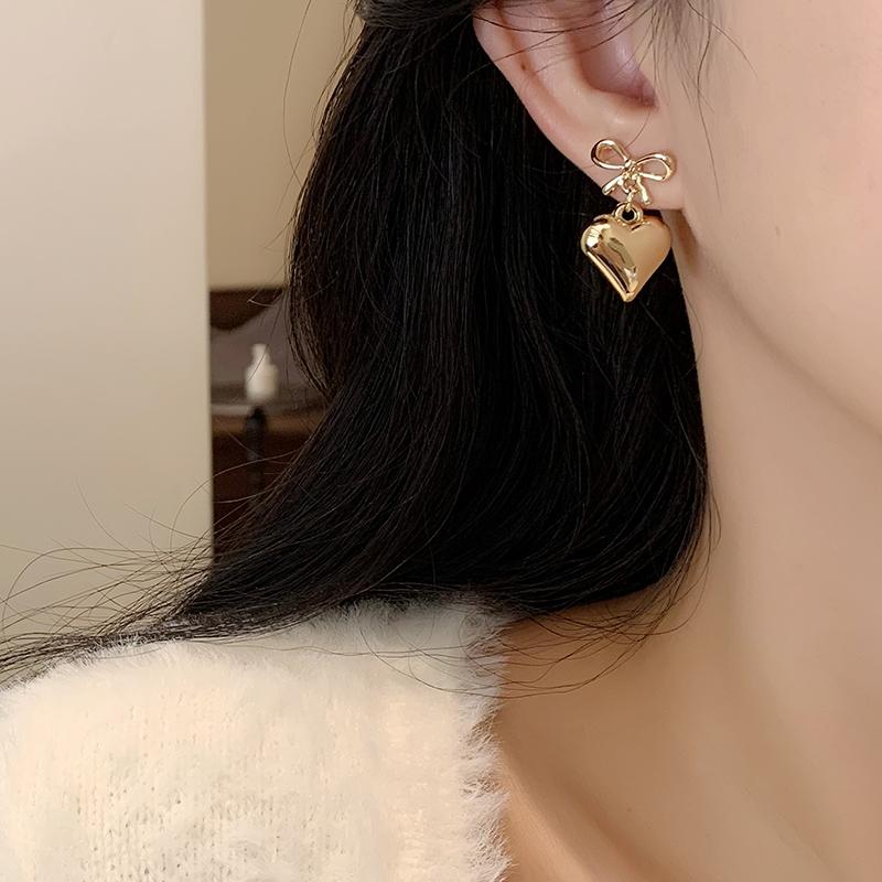Gold Smooth Bow Heart Clip On Earrings Non Pierced Minimalist Wedding Bridal Jewelry For Women