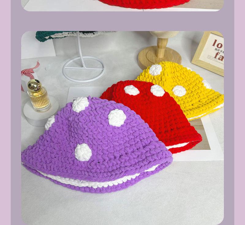 Charming Cartoon Crochet Mushroom Beanie - Cozy, Thick Knit Fisherman Hat for Autumn and Winter.