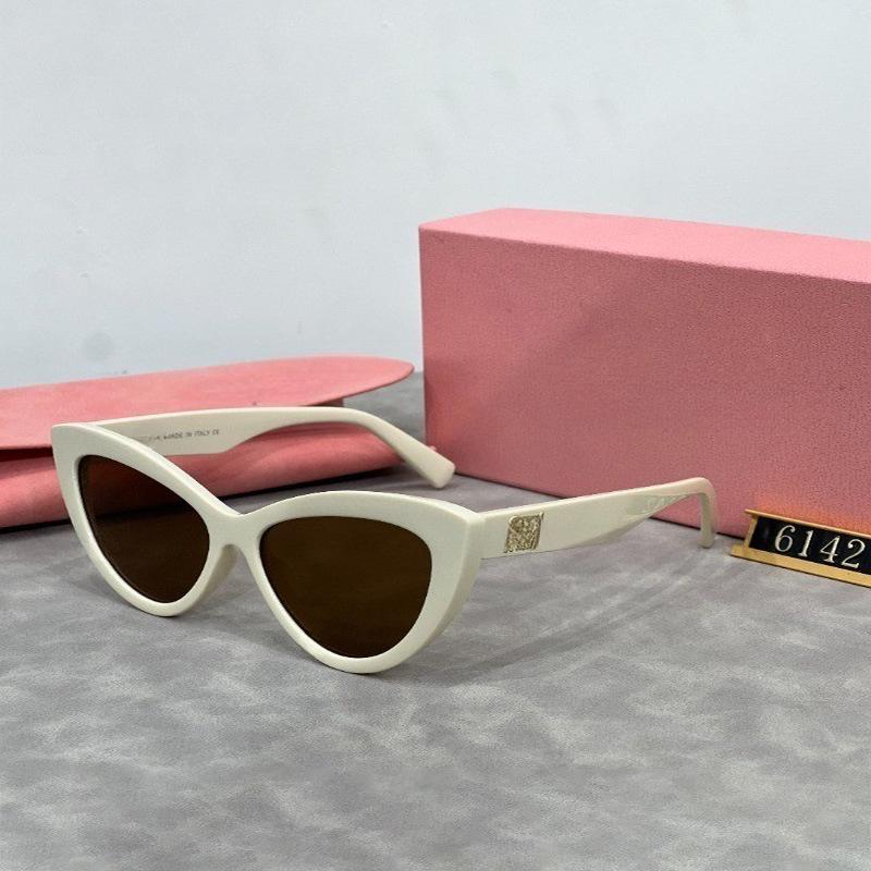 High-Quality Retro Cat-Eye Sunglasses: UV Protection Fashion for Women