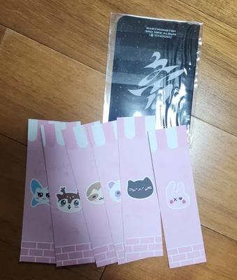[À Vendre] Marque-page spécial Cadeau Pop-Up Danse du Bébé Monstre, Porte-L