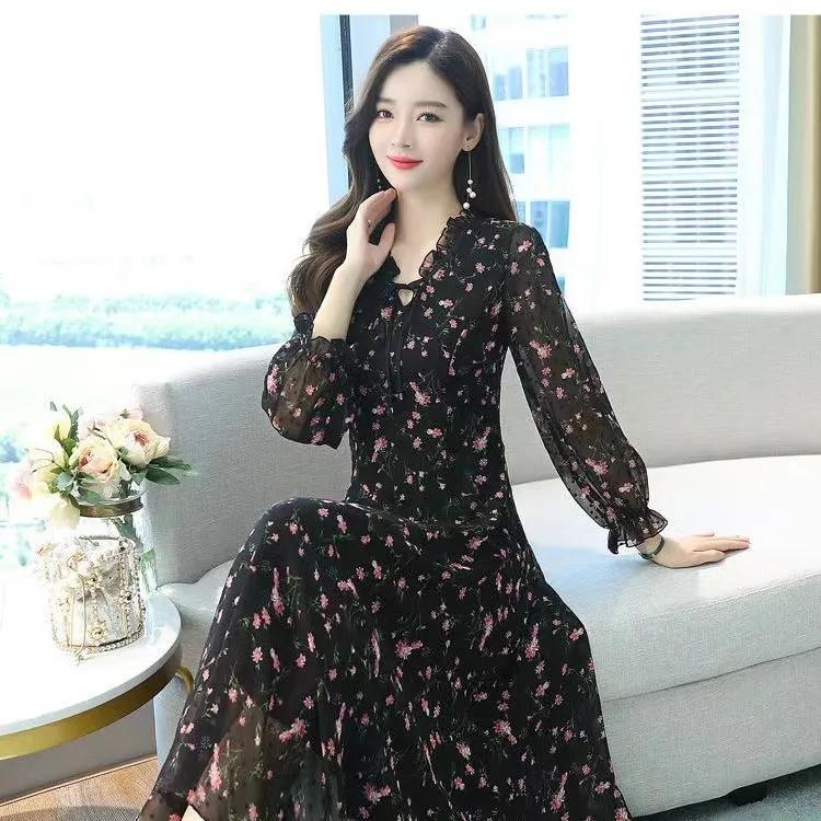 Female Spring/Summer V-neck Printed Floral A-line Skirt Beautiful and Elegant Ruffle Chiffon Dress