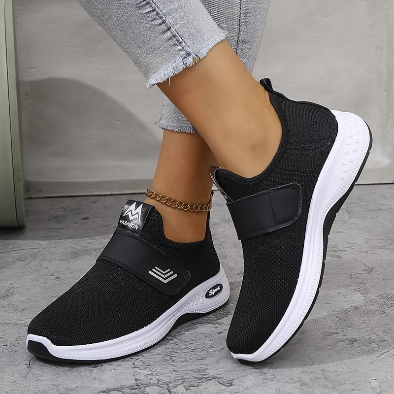 Fashion Womne's Spring Autumn Lightweight Running Sports Shoes Fashion Knit Mesh Casual Sneakers Woman Breathable Slip On Walking Shoes
