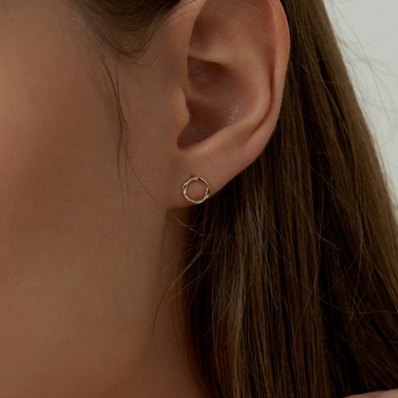 LUNNE 14k Twist Simple Stud Earrings (14K Gold) #LFE07