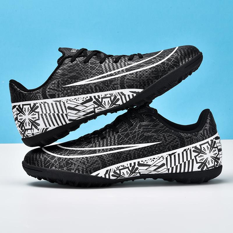 Foreign trade football shoes low top long nails broken nails youth students artificial turf training shoes sports shoes