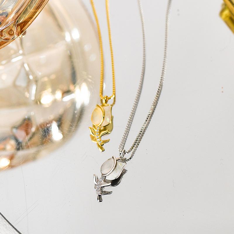 Tulip Necklace Daily Exquisite Versatile Collar Chain Light Luxury High Grade Neckwear Simple Female