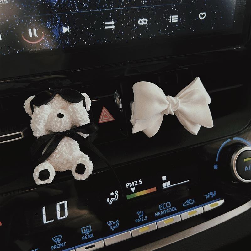

Car Air Conditioning Vent Decoration Bowknot Car Ornament Decorative Aroma Diffuser Stone Crown Teddy Bear [Free Bottle of Essential Oil]