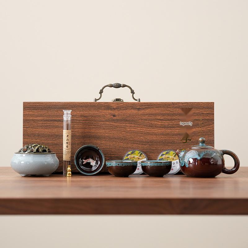 Guochao Palace Museum Cultural Kung Fu Tea Set Souvenir Gift Box for Clients & Employees