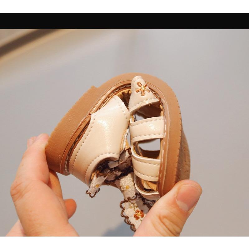 New Summer Girls' Closed-Toe Sandals - Floral Print Princess Shoes with Soft Sole, Country Style for Little Girls