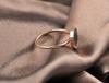 JeeMango Vintage Ehering für Damen Minimalistischer Roségoldfarbener Runder Acrylstein 316L Edelstahlringe Schmuck R17041