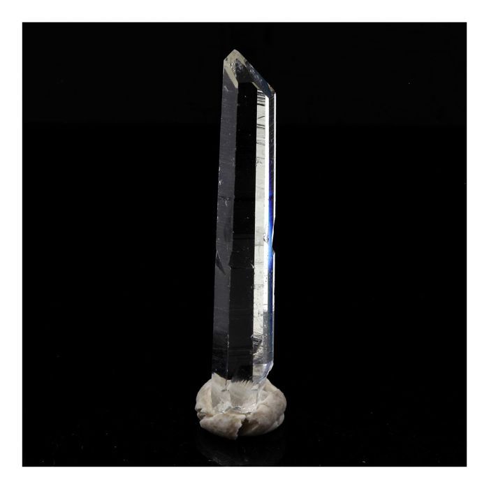 Pierres et Minéraux. Quartz. 8.18 ct. La Gardette Mine, Bourg d'Oisans, Isère, France.