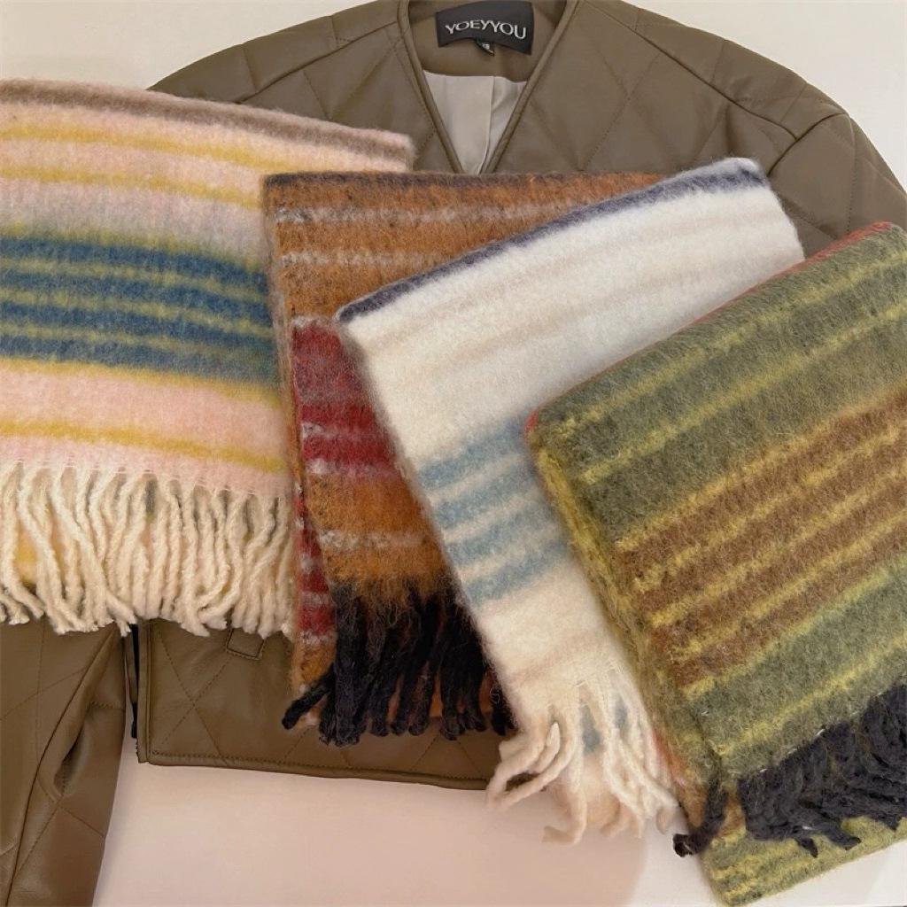 2024 TAIHOU Saturn Wool Scarf: Vivian Stripe Embroidery - Christmas & New Year Limited Edition