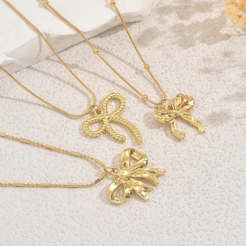 2025 new geometric style women's necklace niche bow design versatile collarbone chain multi-piece set