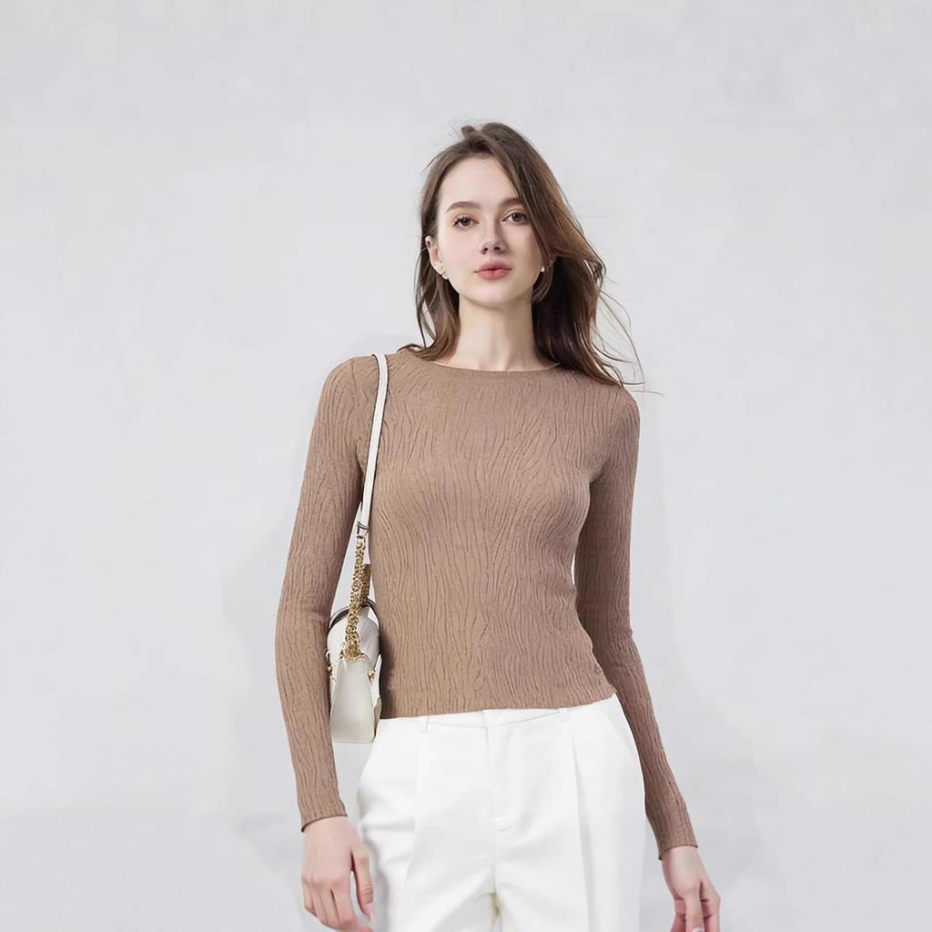 Women's Autumn & Winter Seamless Slim Fit Sweater - 100% Pure Yangtze Wool with Water Wave Texture, 18-Gauge Knit