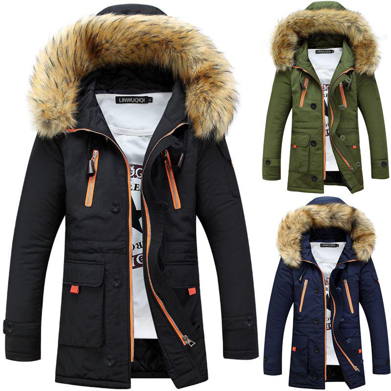 Luxuriöser Herren-Trenchcoat mit Pelzhaube Warmer Winterparka für Outdoor-Abenteuer