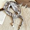 Retro Light Luxury High-end Cashew Flower Silk Scarf Necklace Women's Niche Design Unique Sweater Chain Temperament Versatile Accessories