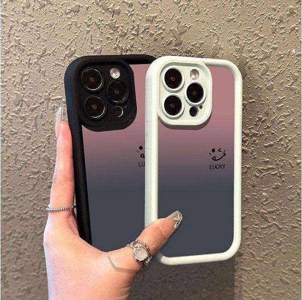 Smiley face gradual change iPhone11Pro mobile phone case new Apple 11promax men's and women's simple fine hole anti-drop