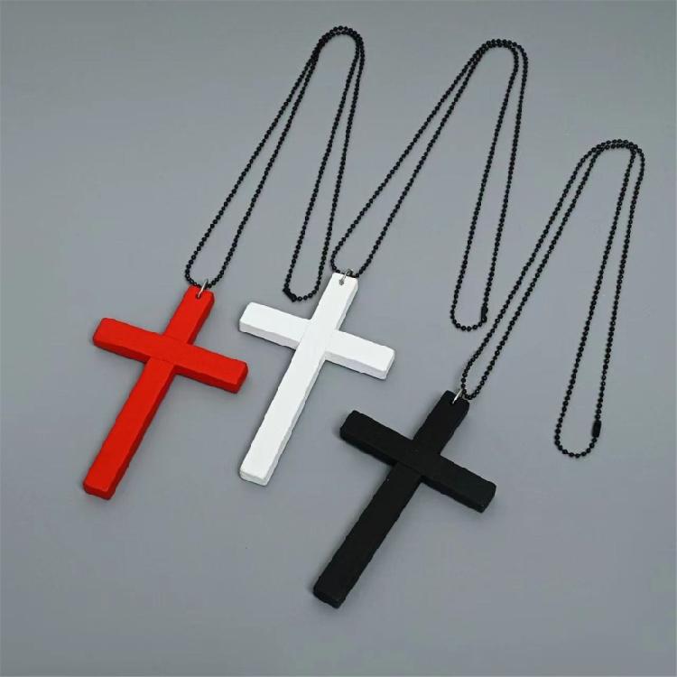 Minimalist Gothic Wood Crucifix Necklace User Friendly Lightweight Design For Everyday Stylish Wear