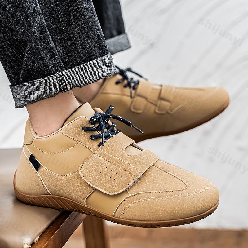 Scarpe Casual Sportive da Allenamento Moda Suola Morbida Uomo Nuovi Arrivi Primavera 2025 Fondo Piatto Comode Leggere Tendenza Moda Sneakers con Lacci