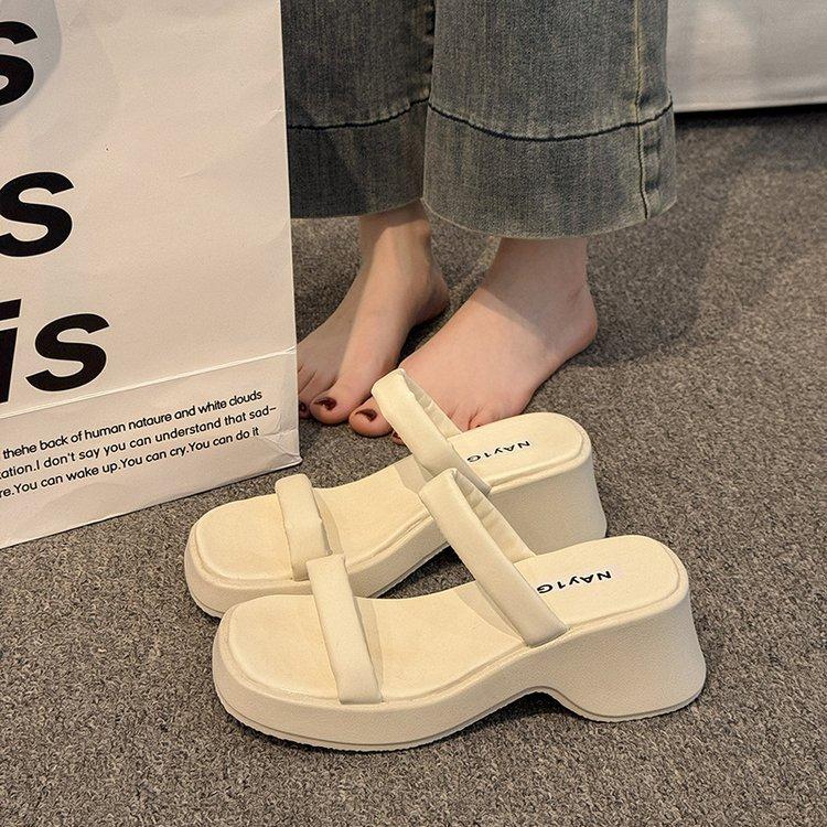 

[Youshilai] 2025 summer new platform sandals women s fashion with skirts soft-soled beach shoes 40