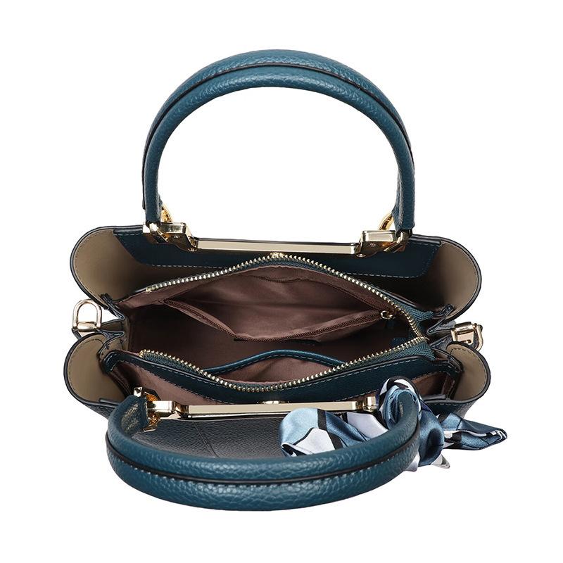 First Layer Cowhide Bag Large Capacity Portable Mother Bag Light Luxury Messenger Bag Casual Commuter Shoulder Bag