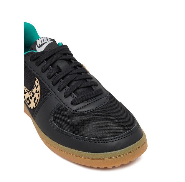 Кроссовки Nike Wmns Field General Se