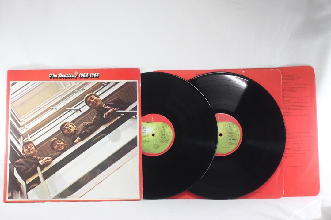 

[USED] THE BEATLES 1962-1966 UK version with lyrics and Innislib, red edition